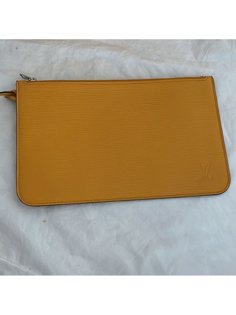 Louis Vuitton Epi Leather Neverfull MM - Picture 11 of 16